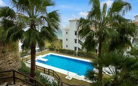 Luxurious Apartment With Sea Views Blue Suites B2-103